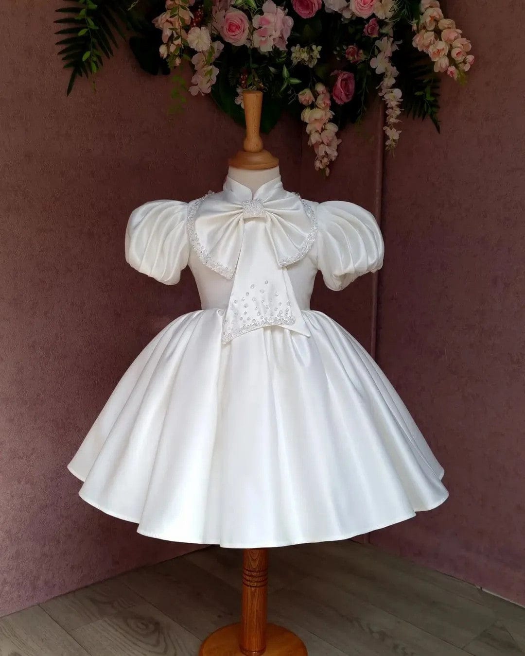 3m / Ivory Sunnypetal Ball-Gown Ivory Satin Puff Sleeves High Neck Flower Girl Dress With Bow