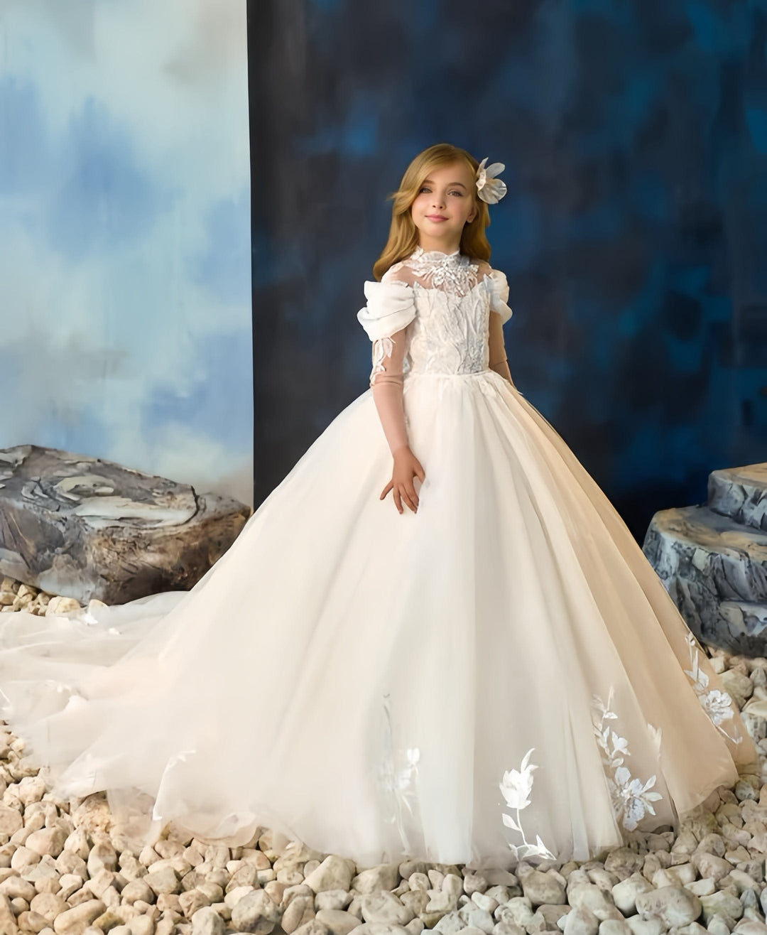 3m / Ivory Sunnypetal Ivory Tulle Flower Girl Dresses High Neck Long Sleeve Appliques Communion Gown