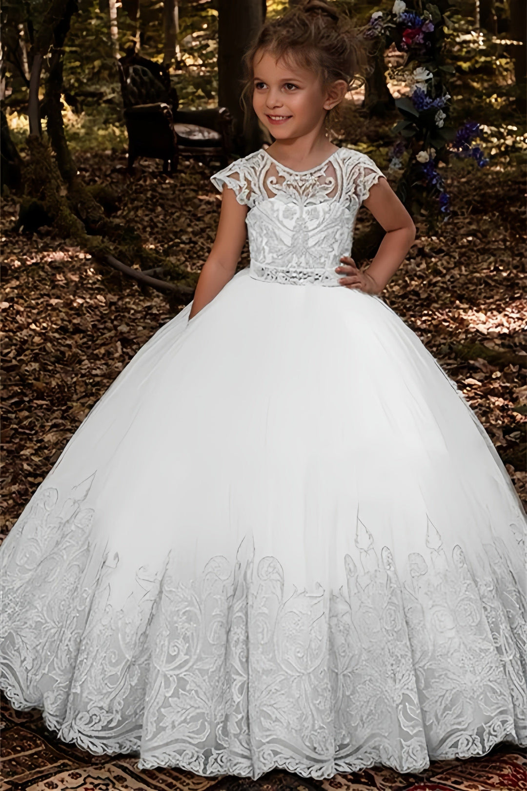 3m / White Sunnypetal Short Sleeves Lace Floor-Length Flower Girl Dress Ball Gown Tulle With Beads