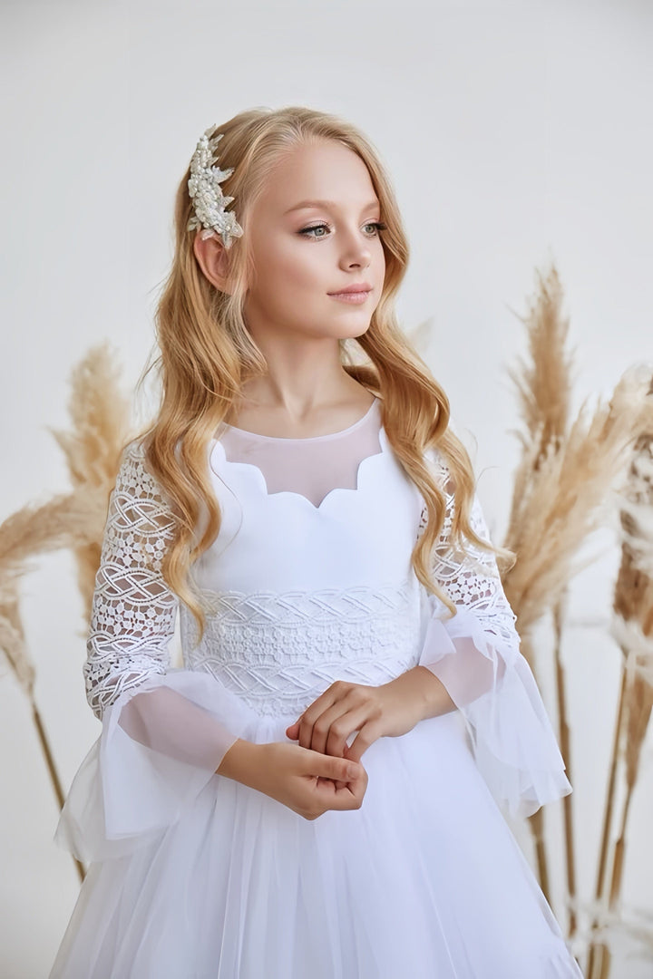 Sunnypetal A-Line White Lace Flower Girl Dresses Catholic Communion Dress with Long Sleeves