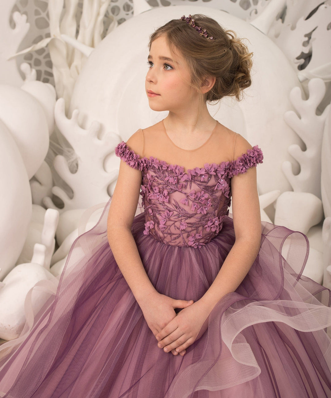 Sunnypetal Ball-Gown Purple Tulle Lace Flower Girls Dress With Beading