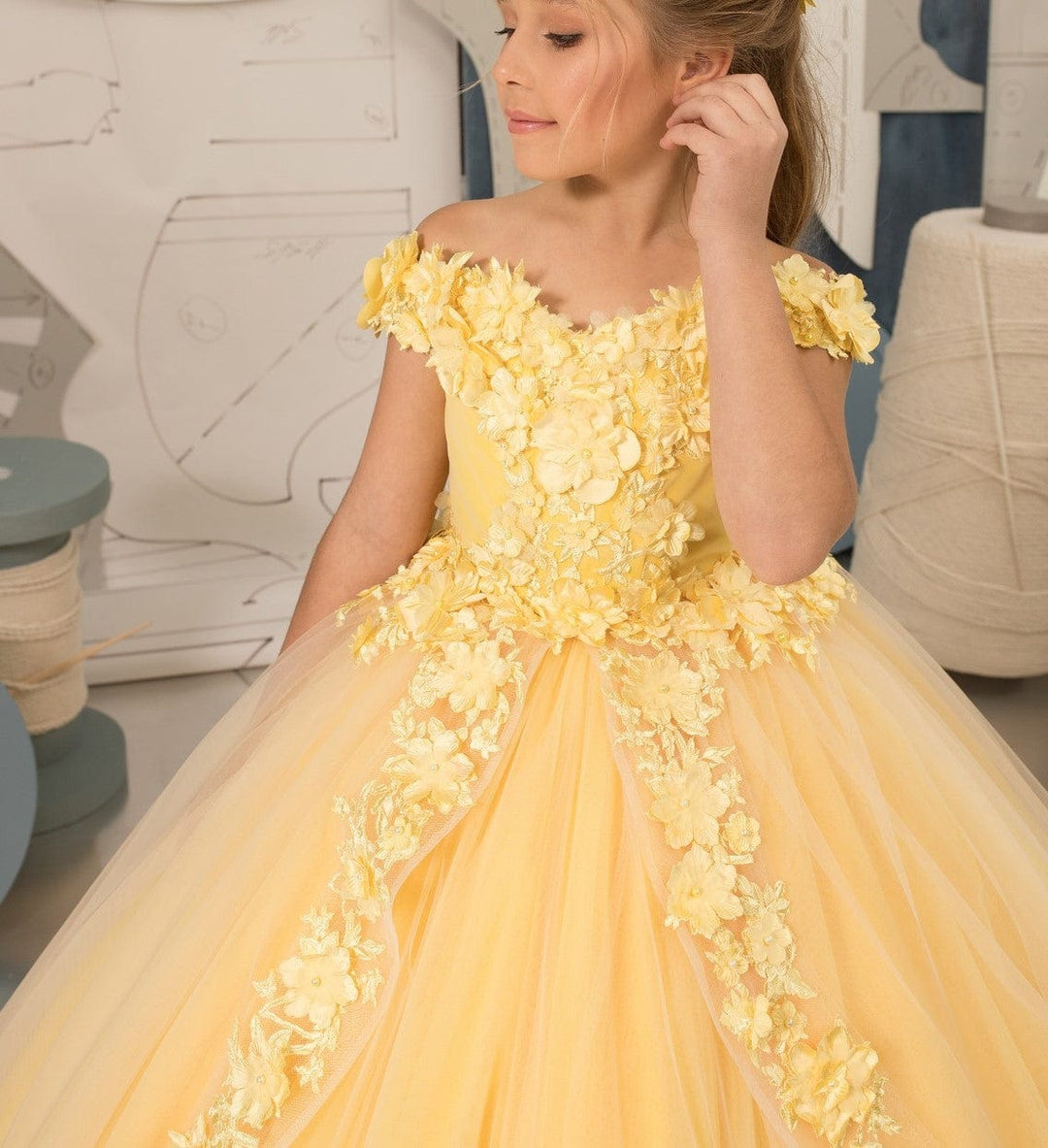 Sunnypetal Ball-Gown Tulle Lace Flower Girl Dress With Beading/3D Floral