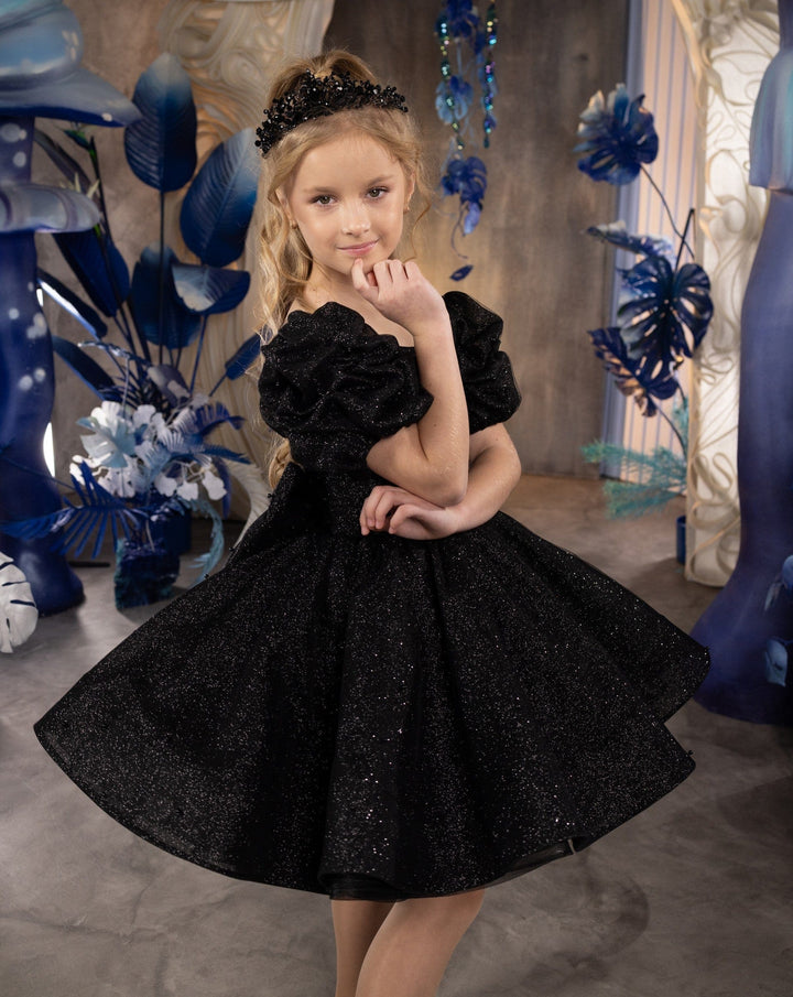 Sunnypetal Black Sequins Tulle Kids Knee-Length Flower Girl Dresses With Bow