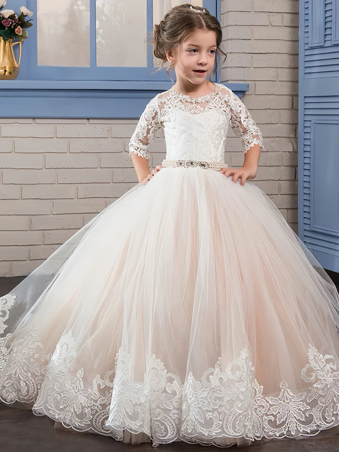 Sunnypetal Flower Girl Dresses for Wedding Tulle Applique Floor-Length Ball Gown Dress