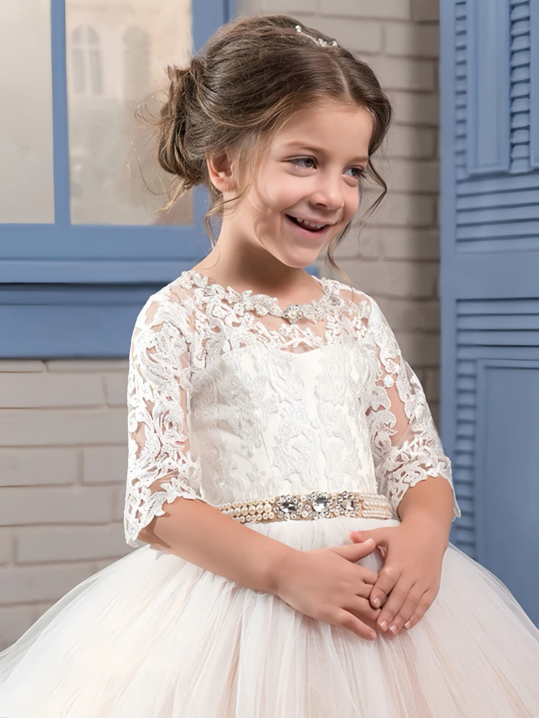 Sunnypetal Flower Girl Dresses for Wedding Tulle Applique Floor-Length Ball Gown Dress