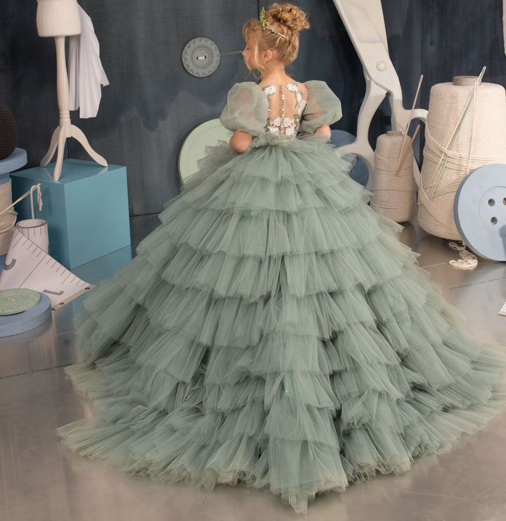 Sunnypetal Grey Green Tulle Puff Sleeve Flower Girl Puffy Tiered Dresses