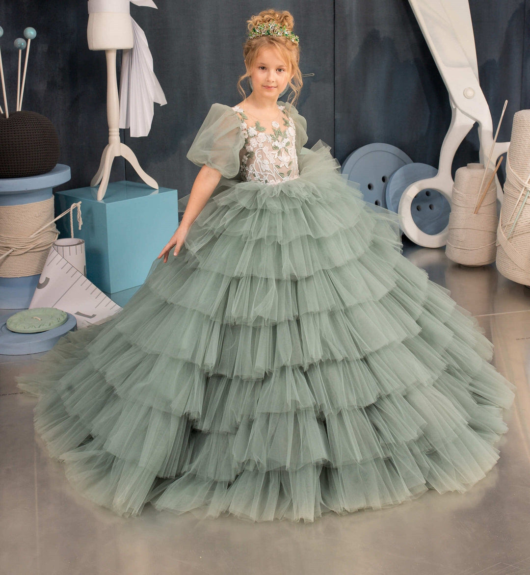 Sunnypetal Grey Green Tulle Puff Sleeve Flower Girl Puffy Tiered Dresses