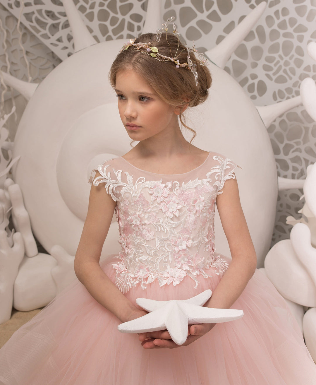 Sunnypetal Light Pink Appliques Pearls Tulle Princess Flower Girl Dresses