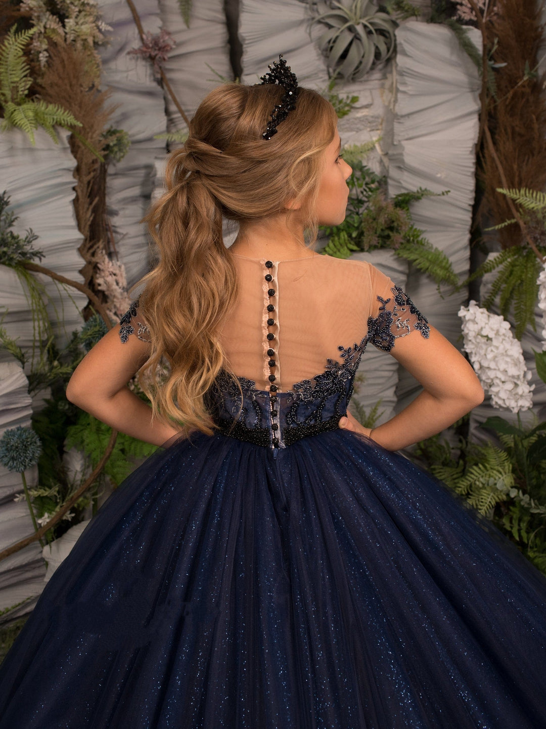 Sunnypetal Navy Shiny Tulle Flower Girl Dresses Short Sleeves Appliques Beading Sequins Ball-Gown