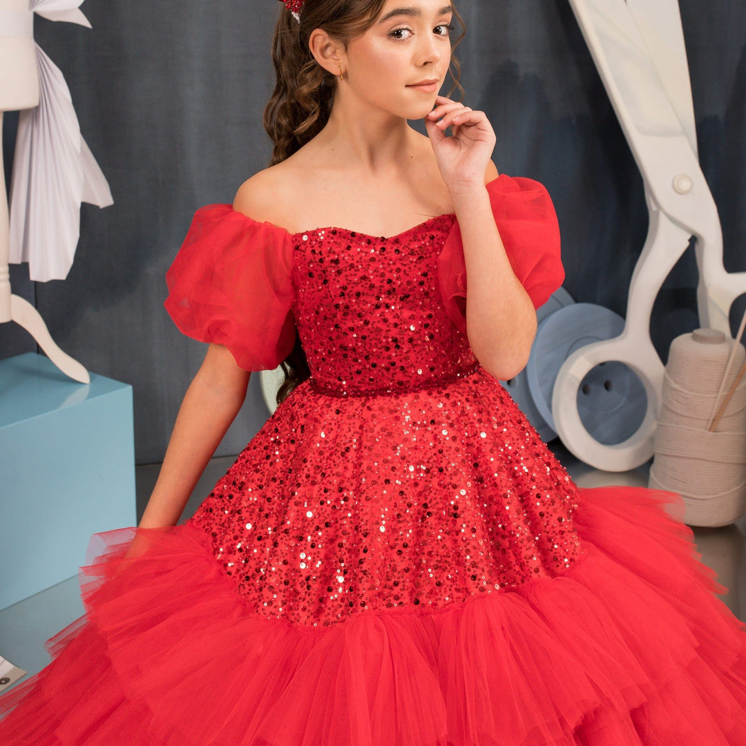 Sunnypetal Off the Shoulder Red Sequins Tulle Tiered Ball-Gown Flower Girl Dresses