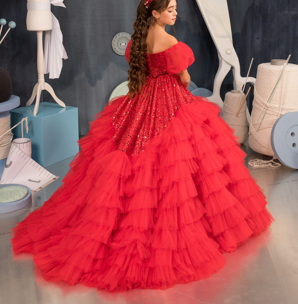 Sunnypetal Off the Shoulder Red Sequins Tulle Tiered Ball-Gown Flower Girl Dresses