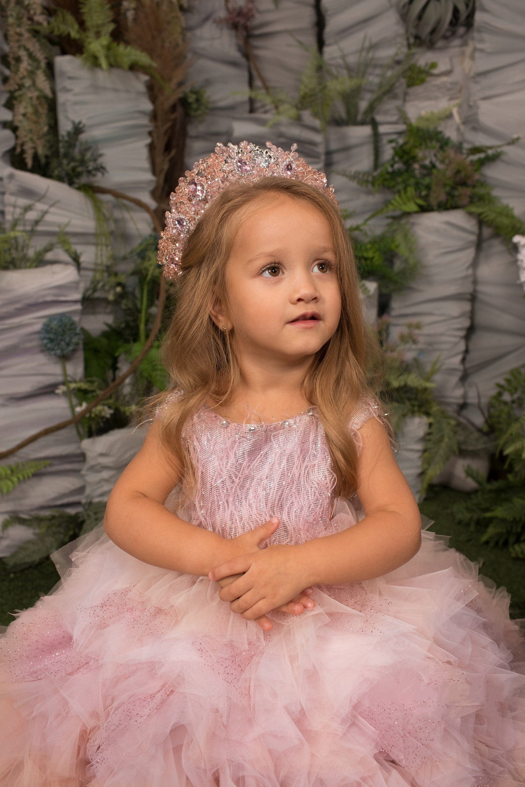 Sunnypetal Pink Puffy Tulle Kids Flower Girl Dresses Crystal Feather Shiny Bodice Birthday Ball-Gown