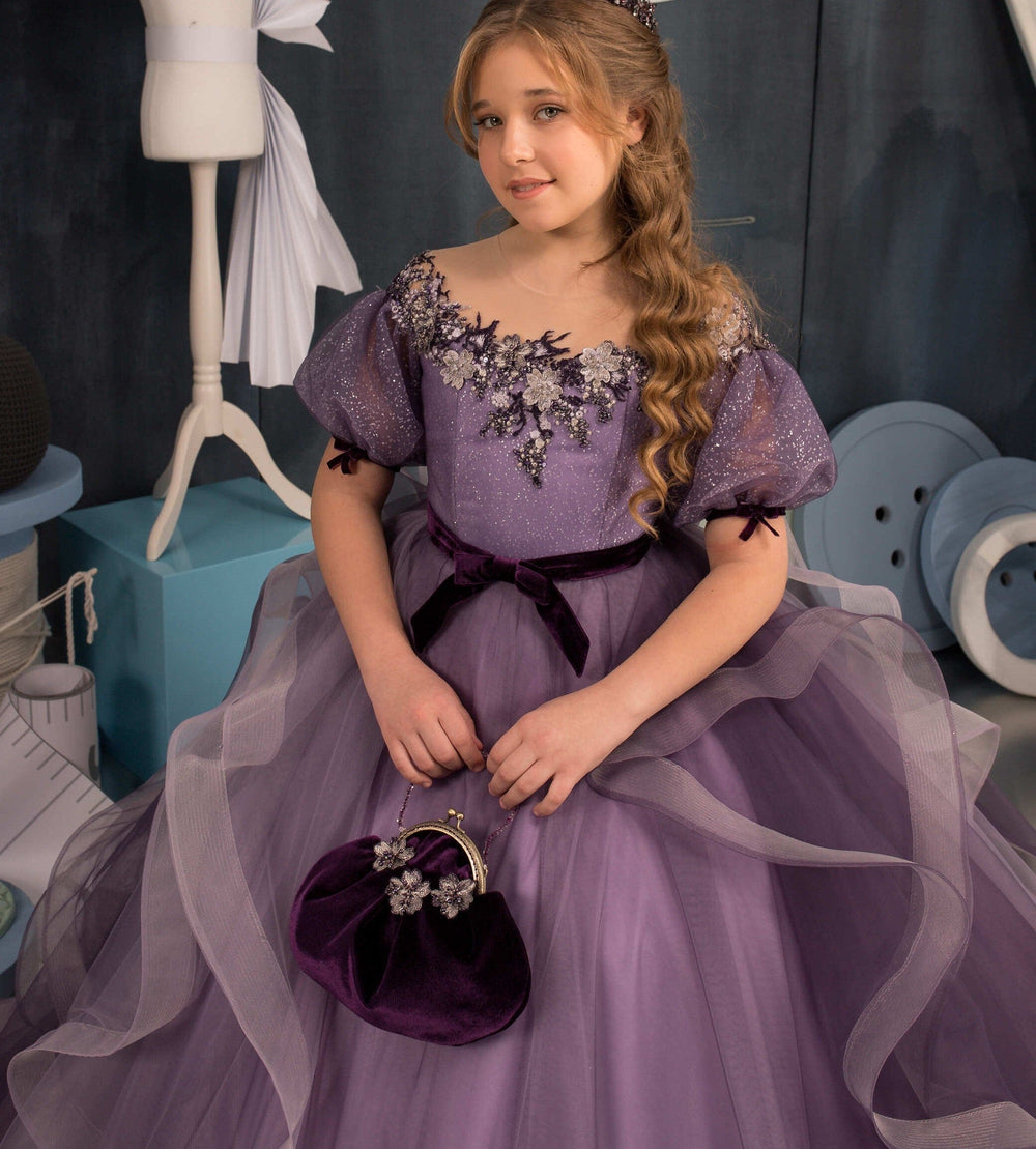 Sunnypetal Purple Tulle Lace Appliques Floor-Length Flower Girl Ruffles Dress