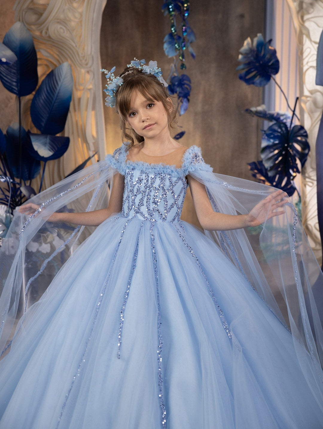 Sunnypetal Sky Blue Cloak Sleeves Tulle Sequins Long Ball Gown Flower Girl Dress