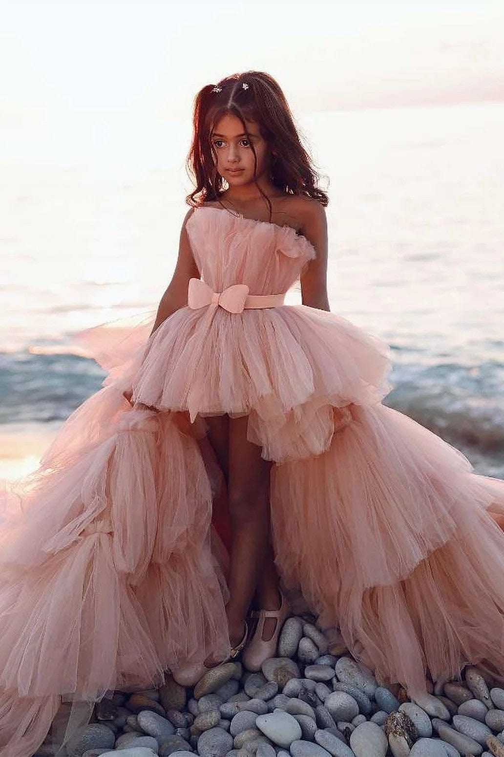 Sunnypetal Strapless Dusty Rose Tulle Train Flower Girl Dress With Bow Belt