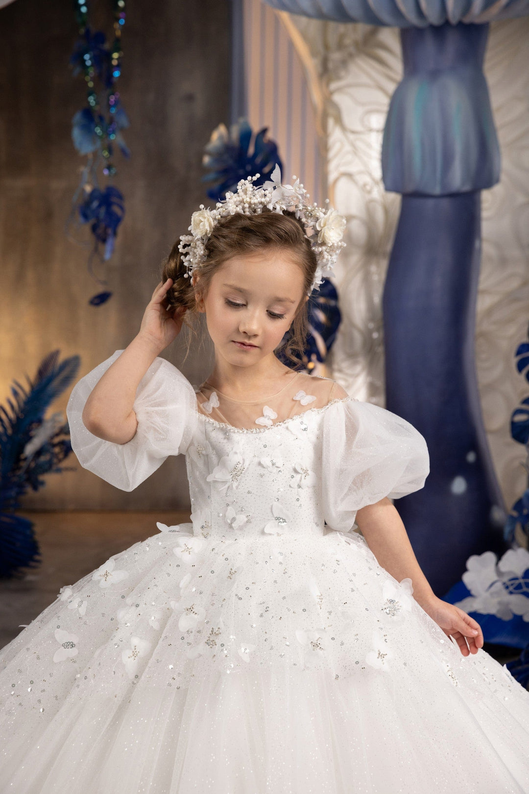 Sunnypetal White Tulle Lace 3D Butterfly Kids Flower Girls Dress With Sequins/Beading